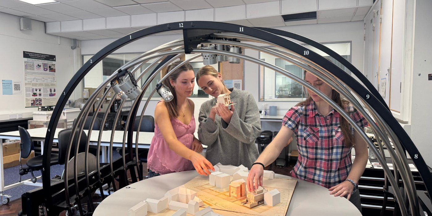 Students working on their architecture projects