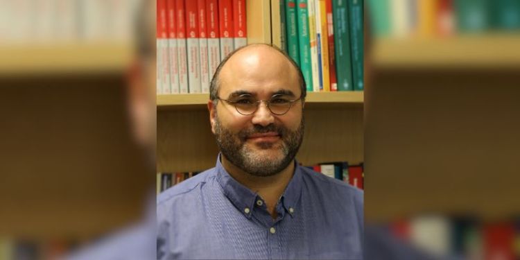 A headshot of a smiling Professor Alejandro Frangi.