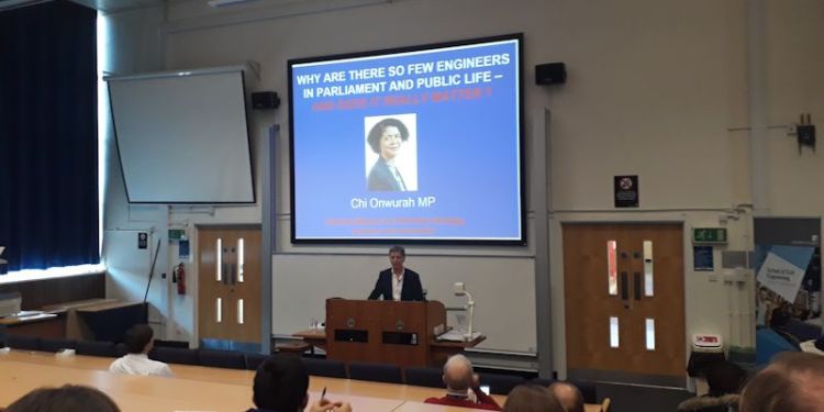 Dr Des McLernon presenting at Chi Onwura MP's talk at the University of Leeds