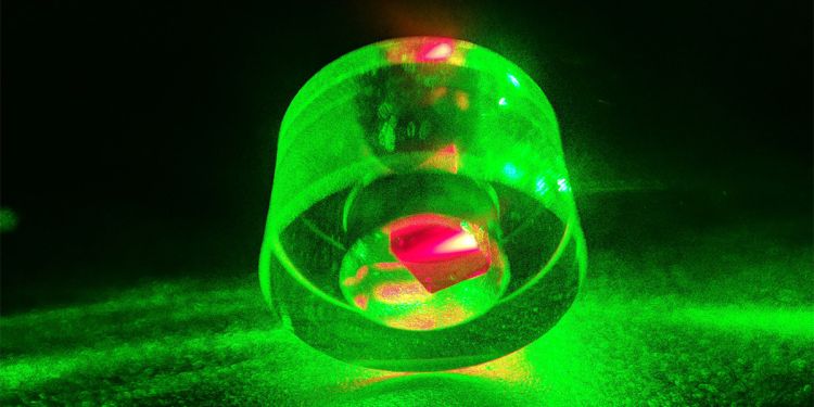 University of Leeds joins £12.6m programme to advance photonic and quantum technologies