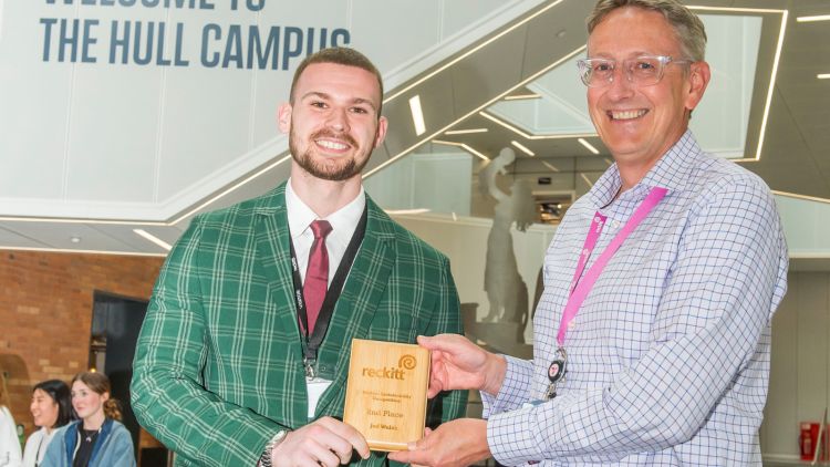 Chemistry student wins Reckitt Sustainability Challenge prize