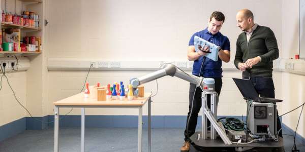 robotic object manipulation, research, computing, postgraduate, humanlike robot, artificial intelligence, reinforcement learning, intelligent robot