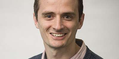 nick warren wins Young researchers award